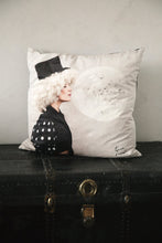 Ladda upp bild till gallerivisning, Livet kuddfodral 50x50cm / 65x65cm - TOVE FRANK