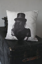 Ladda upp bild till gallerivisning, Pocus kuddfodral 50x50cm / 65x65cm - TOVE FRANK